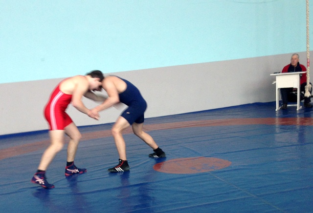 Попередні сутички змагань